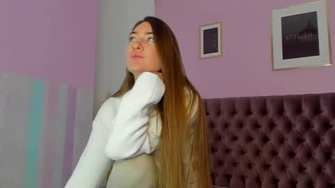 Snapshot of evalaniss chatting on 12-16-24, 07:04 Eva online show from 12-16-24, 07:04