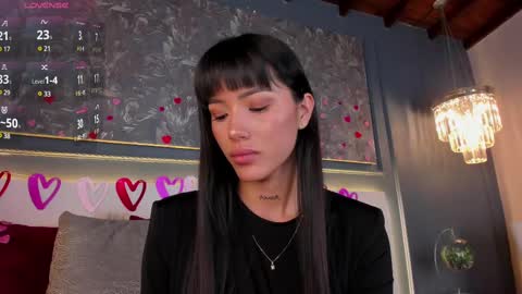 Eva Moretti online show from 02-17-25, 01:15