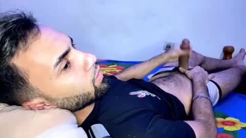 evan57036 online show from 01-04-25, 05:16