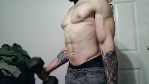 Snapshot of evancage chatting on 12-16-24, 10:45 evan cage online show from 12-16-24, 10:45