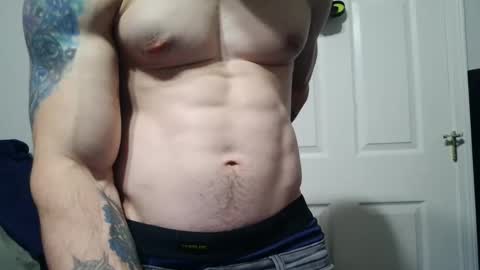 Snapshot of evancage chatting on 12-17-24, 02:33 evan cage online show from 12-17-24, 02:33