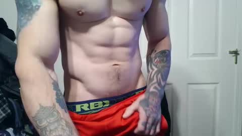 Snapshot of evancage chatting on 01-14-25, 01:15 evan cage online show from 01-14-25, 01:15