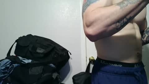 Snapshot of evancage chatting on 02-03-25, 02:58 evan cage online show from 02-03-25, 02:58