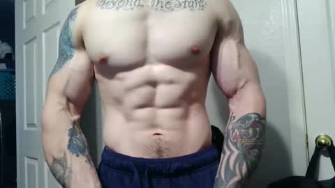 Snapshot of evancage chatting on 02-04-25, 09:10 evan cage online show from 02-04-25, 09:10