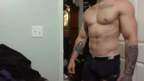 Snapshot of evancage chatting on 10-09-25, 12:19 evan cage online show from 10-09-25, 12:19