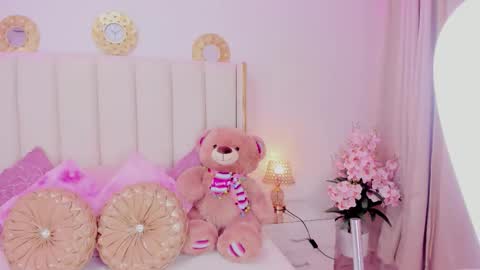 evangelin_ts online show from 10-18-25, 03:13