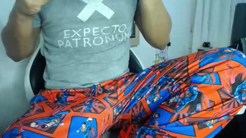 Snapshot of evans_king chatting on 02-18-25, 02:27 Evan online show from 02-18-25, 02:27