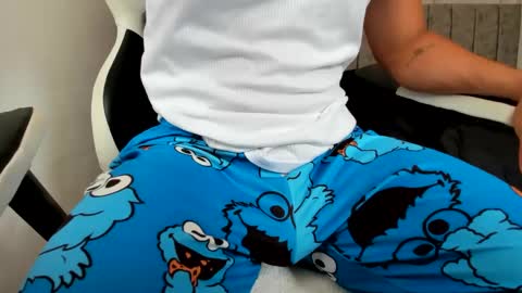 Snapshot of evans_king chatting on 09-15-25, 02:17 Evan online show from 09-15-25, 02:17