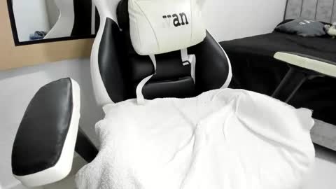 Evan online show from 03-20-26, 02:11