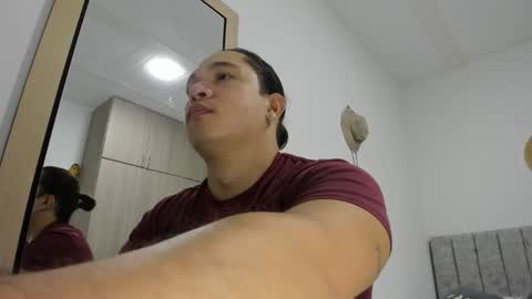 Evan online show from 04-01-26, 01:01