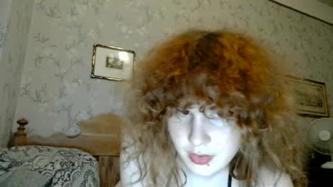 Snapshot of evapilled chatting on 06-23-26, 11:14 evapilled online show from 06-23-26, 11:14