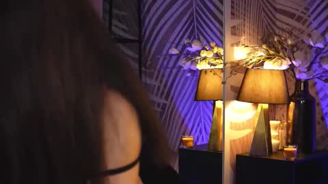 EvaRhea online show from 11-04-25, 04:00