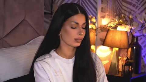 Snapshot of evarhea chatting on 02-06-26, 04:17 EvaRhea online show from 02-06-26, 04:17