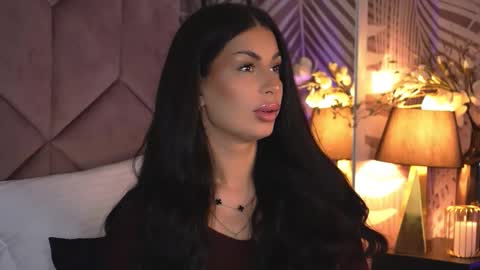 Snapshot of evarhea chatting on 02-17-26, 04:09 EvaRhea online show from 02-17-26, 04:09