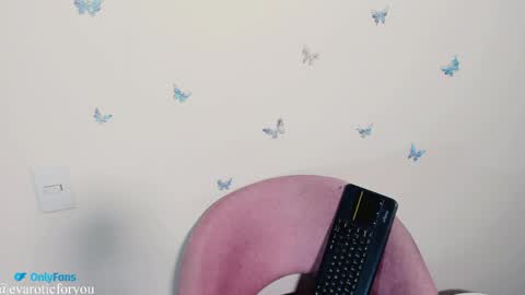 Eva online show from 04-11-26, 11:09