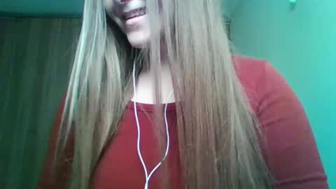 evasapples2026 online show from 02-20-26, 07:58