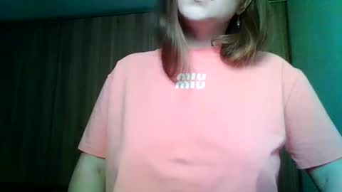 Snapshot of evasapples2026 chatting on 06-07-26, 11:36 evasapples2026 online show from 06-07-26, 11:36