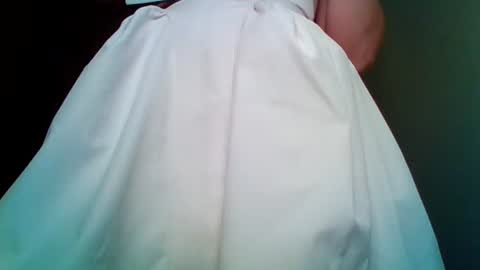 Snapshot of evasapples2026 chatting on 06-16-26, 09:06 evasapples2026 online show from 06-16-26, 09:06