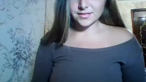 Snapshot of evasapples2026 chatting on 07-10-26, 07:27 evasapples2026 online show from 07-10-26, 07:27