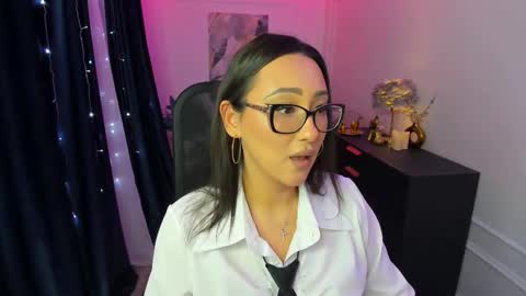 Snapshot of evasarazardje chatting on 01-18-26, 07:17 evasarazardje online show from 01-18-26, 07:17