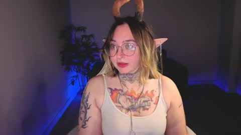 EvaTheWitcher online show from 07-06-26, 01:35