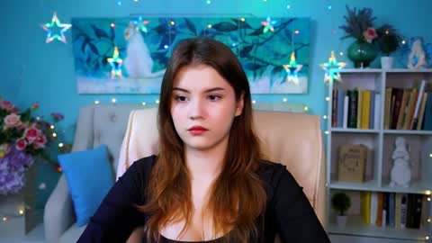 Snapshot of evathopson chatting on 12-12-24, 08:25 Eva next stream - - 1600 UTC2000 online show from 12-12-24, 08:25