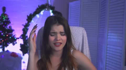 Snapshot of evathopson chatting on 12-25-24, 11:22 Eva next stream - - 1600 UTC2000 online show from 12-25-24, 11:22