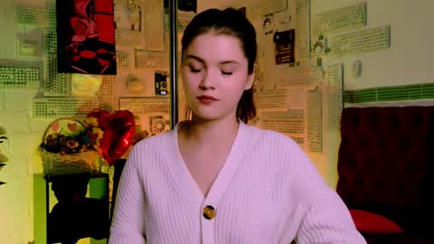 Snapshot of evathopson chatting on 02-26-25, 03:19 Eva next stream - - 1600 UTC2000 online show from 02-26-25, 03:19