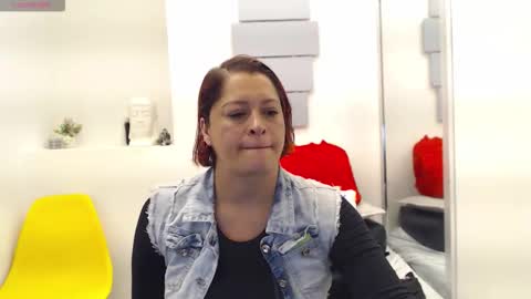 Eva Twiss online show from 11-10-25, 12:04