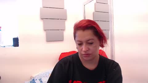 Snapshot of evatwiss chatting on 07-18-26, 01:37 Eva Twiss online show from 07-18-26, 01:37