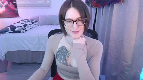 Snapshot of evavivi59 chatting on 02-25-25, 02:47 Vivi online show from 02-25-25, 02:47