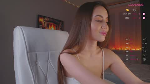 Snapshot of evavl1 chatting on 12-11-24, 09:34 Eva my - Eva Angelina online show from 12-11-24, 09:34