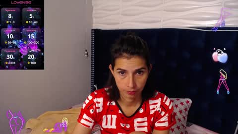 Snapshot of evawilliams_ chatting on 12-02-24, 12:40 Eva online show from 12-02-24, 12:40