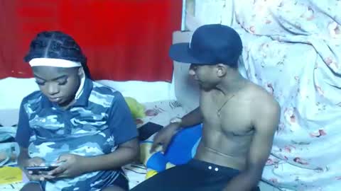 Snapshot of evaxemma chatting on 06-09-26, 04:07 Eva And Emmanuel online show from 06-09-26, 04:07