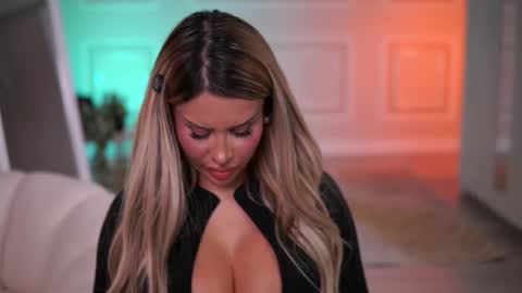 Eva online show from 11-23-25, 08:30