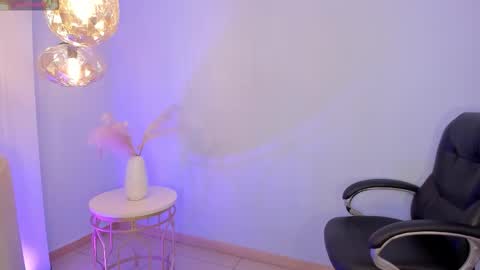 Eve  online show from 10-26-25, 05:52