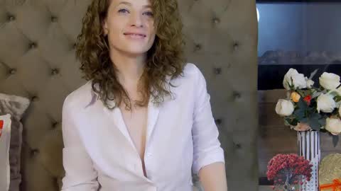 EveHamilton online show from 02-15-25, 12:15