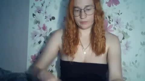 Snapshot of eveliina_shy chatting on 07-16-26, 12:11 Evelina online show from 07-16-26, 12:11