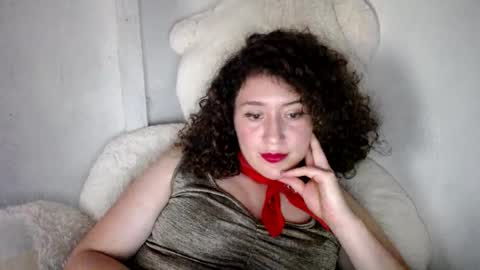 Snapshot of evelin97 chatting on 04-04-26, 07:44 evelin97 online show from 04-04-26, 07:44