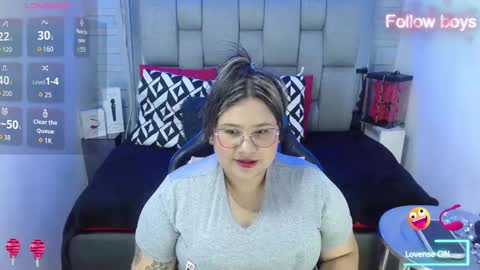 evelin zaens online show from 10-18-25, 05:21