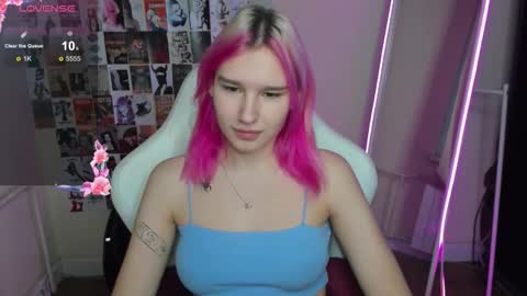Evelina online show from 12-03-25, 02:30