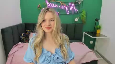 Snapshot of evelineamore chatting on 06-23-26, 08:23 Eveline online show from 06-23-26, 08:23
