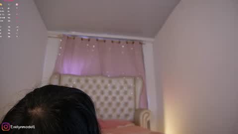 evelyn evelyn online show from 07-18-26, 06:12