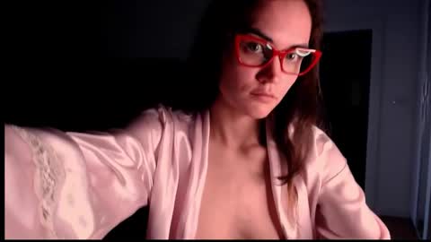 Evelyn online show from 03-06-26, 12:01