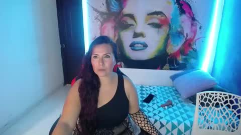 Juliana online show from 01-11-25, 07:27