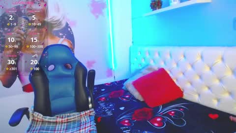 Juliana online show from 02-19-25, 10:42