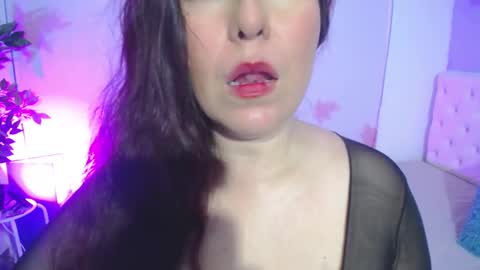Juliana online show from 10-09-25, 06:39