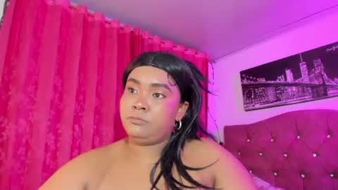 Snapshot of evelyn_sandoval chatting on 06-16-26, 01:52 Evelyn Sandoval online show from 06-16-26, 01:52