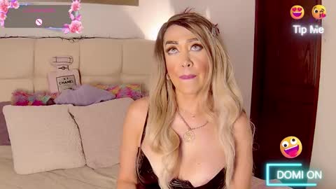 EvelynaGrey online show from 01-08-26, 07:10