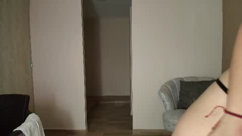 Snapshot of evelynaradia chatting on 07-29-26, 10:52 Evelyn online show from 07-29-26, 10:52